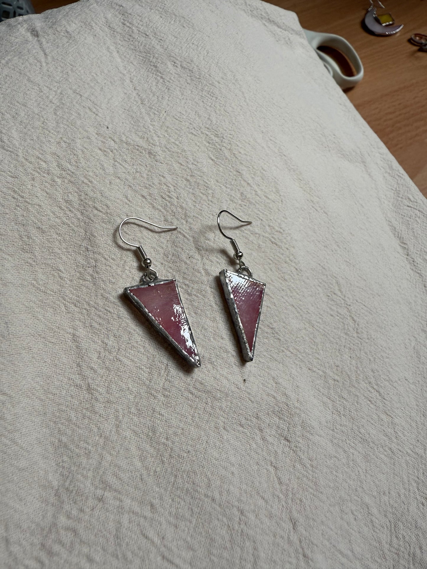 Boucle d’oreille rose marbré