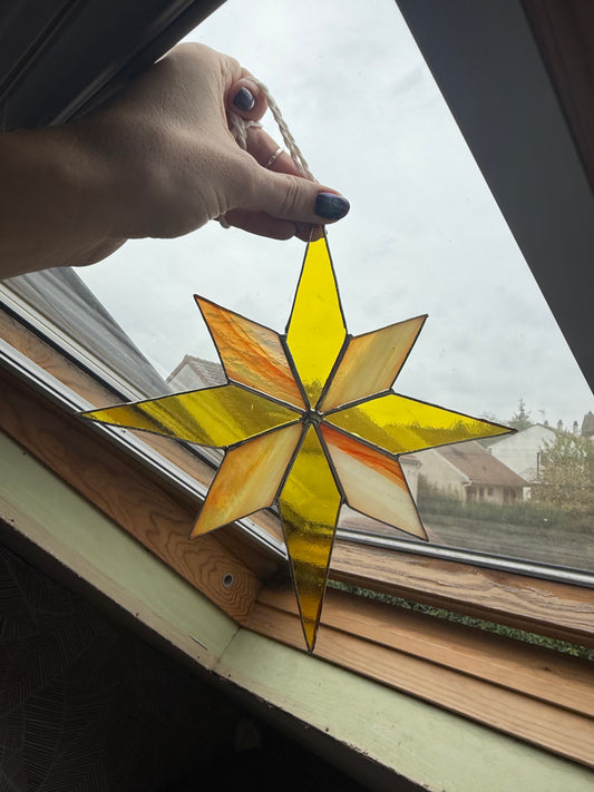 Étoile Noël 1-2025