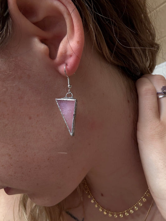 Boucle d’oreille rose marbré