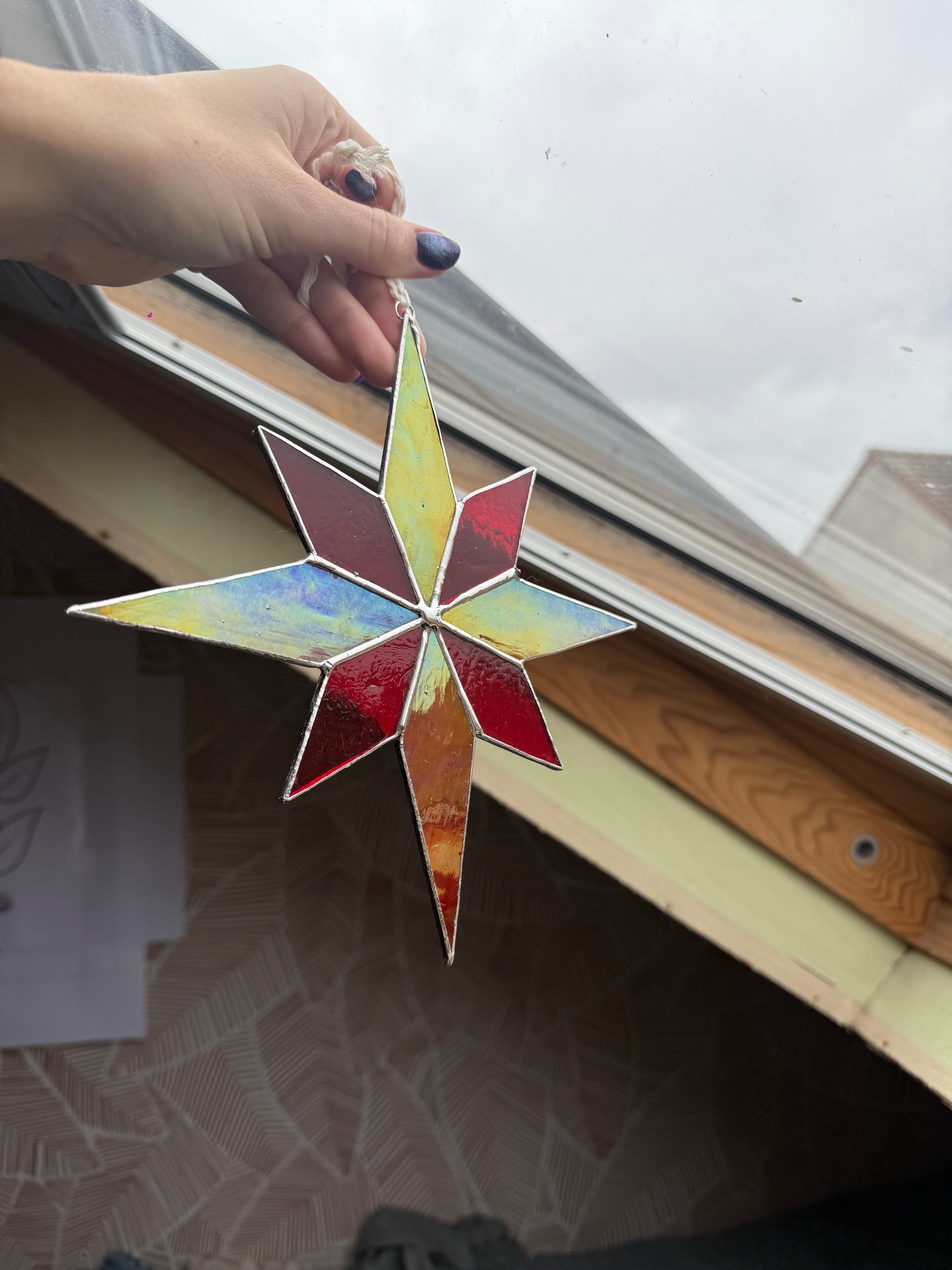 Étoile de Noël 4-2025